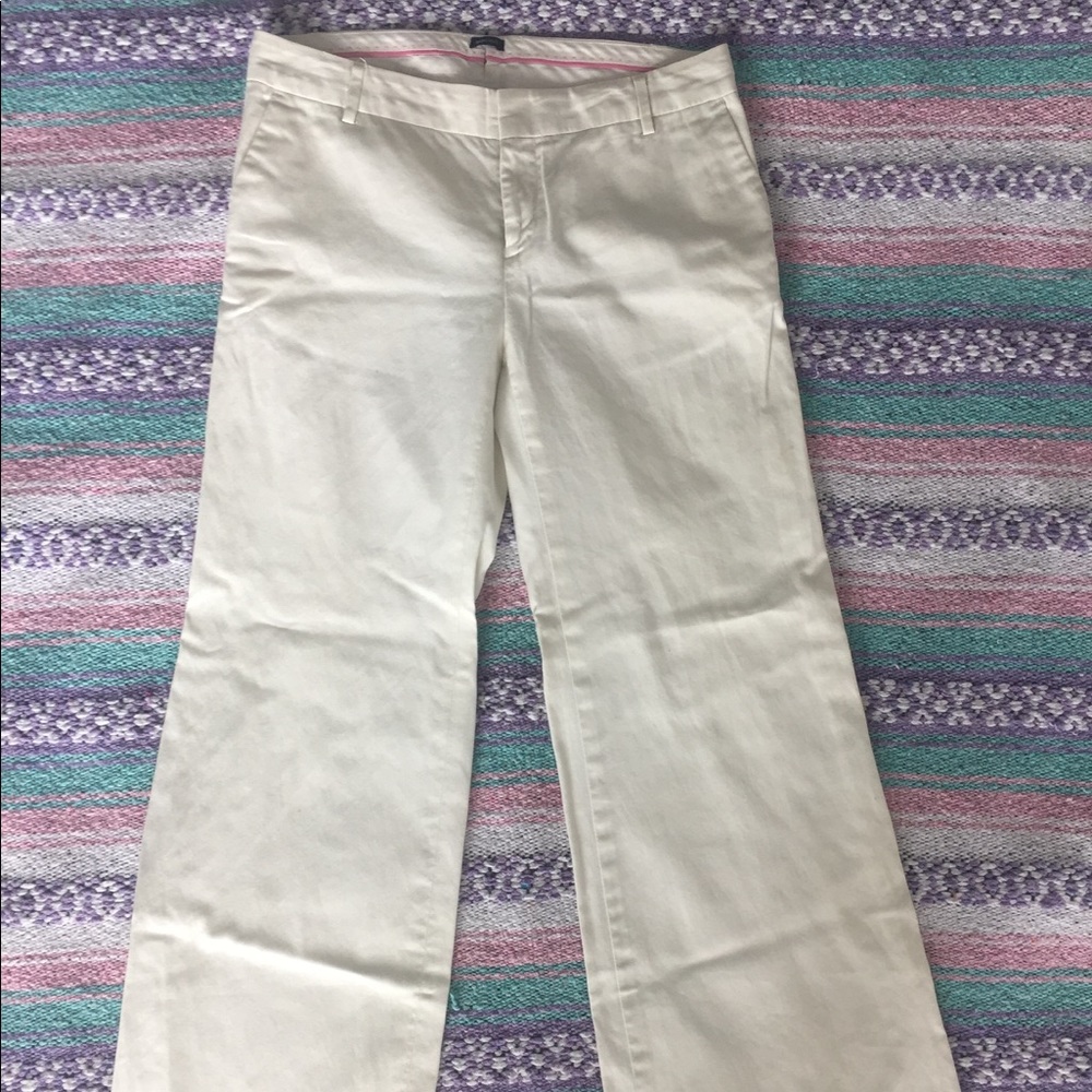 White Modern Fit Flare Jeans Size 2